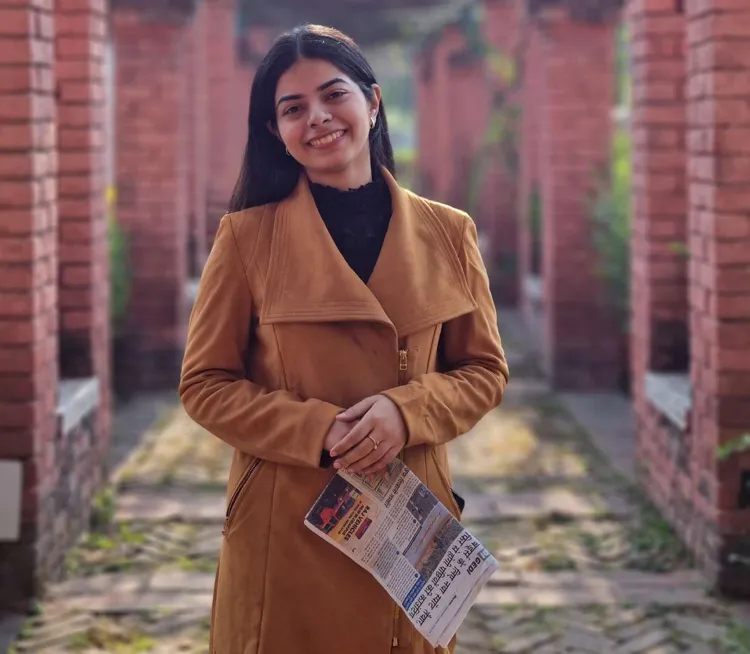 Instructor Shachi Sekhri