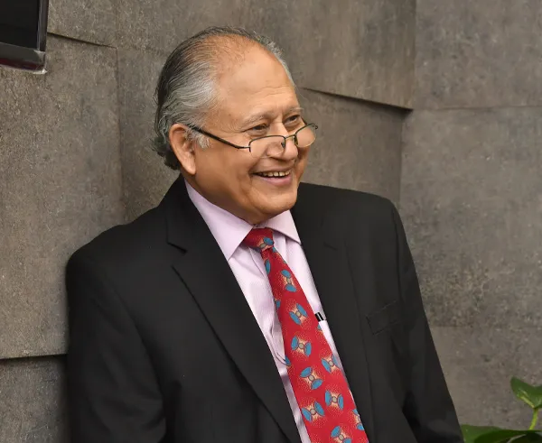 Mr. Shiv Khera